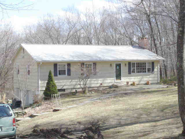 Building photograph for 19 CANFIELD DR